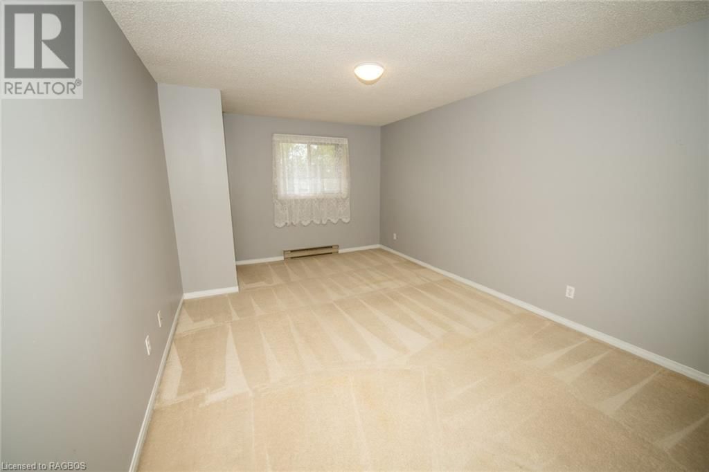 440 DURHAM Street W Unit# 302 Image 35