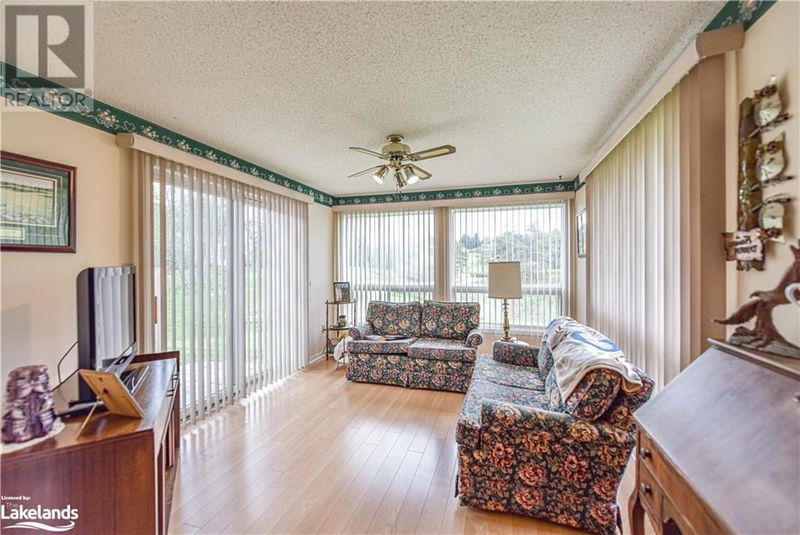 56 TECUMSETH PINES Drive  New Tecumseth, L0G1W0 | Image 20