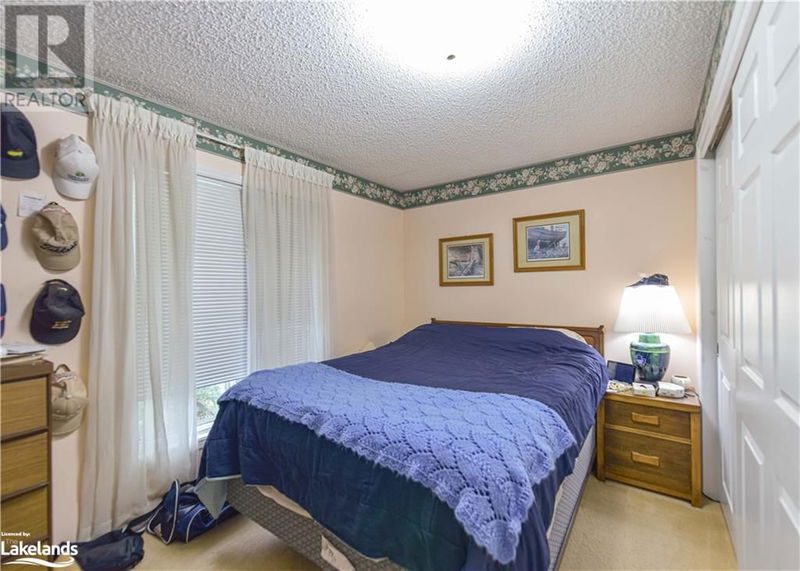 56 TECUMSETH PINES Drive  New Tecumseth, L0G1W0 | Image 28