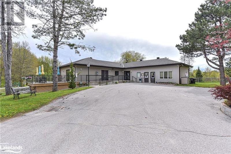 56 TECUMSETH PINES Drive  New Tecumseth, L0G1W0 | Image 35