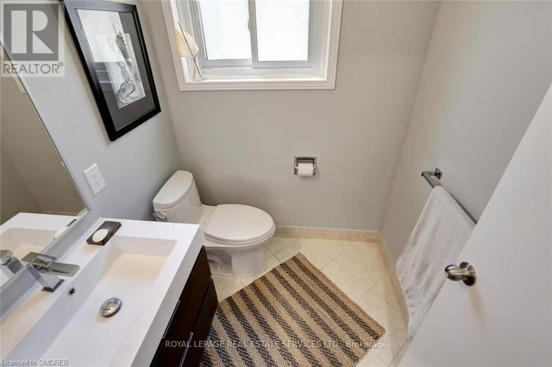 514 VYNER Crescent  Oakville, L6L3R5 | Image 24