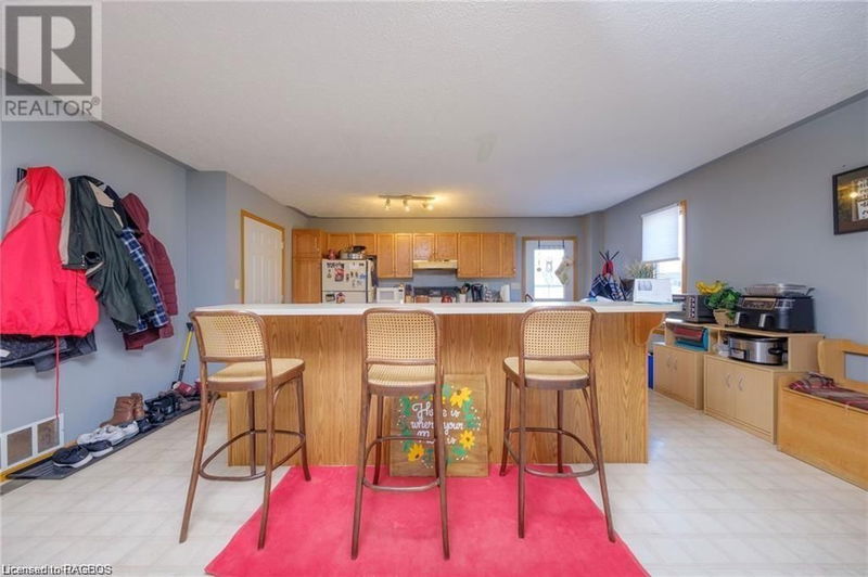 247 BROADWAY Street  Kincardine, N2Z2X9 | Image 3