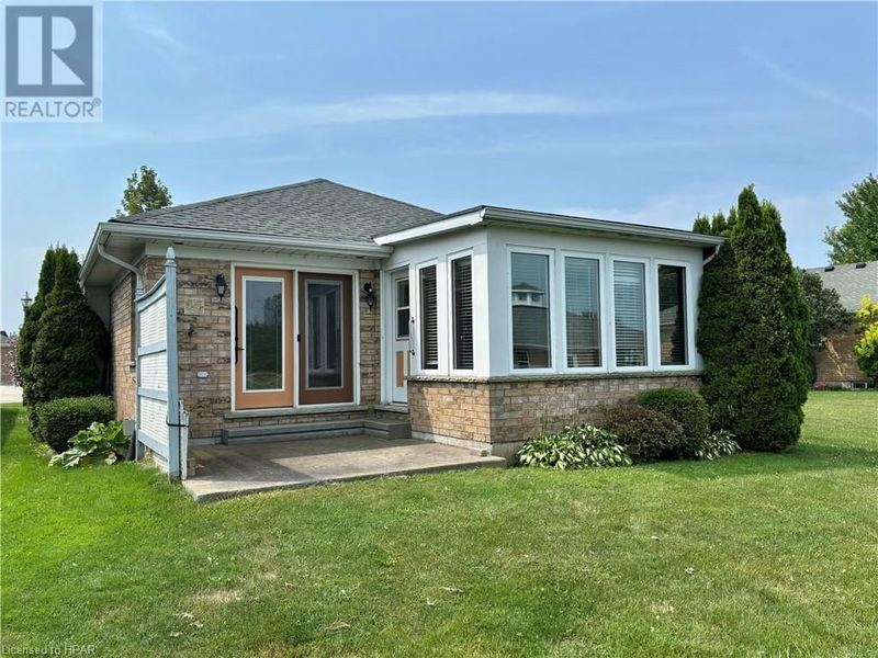 250 BETHUNE Crescent  Goderich, N7A4M6 | Image 2