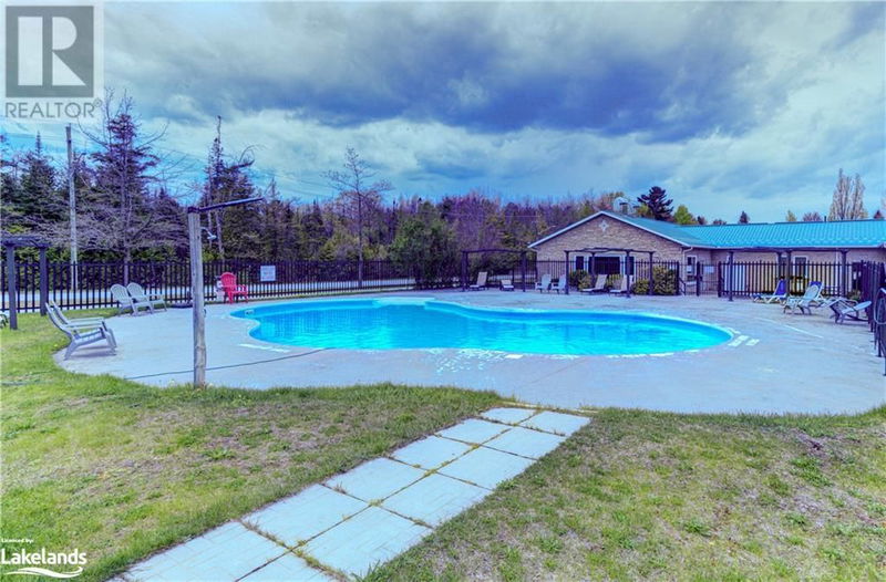 12 KAWARTHA Crescent  Wasaga Beach, L9Z1X7 | Image 27