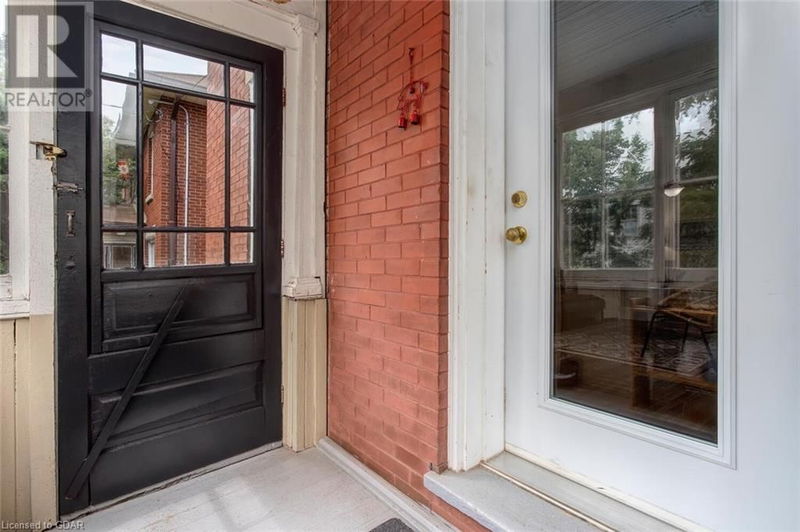 10 PEARL Street  Guelph, N1E2E3 | Image 27