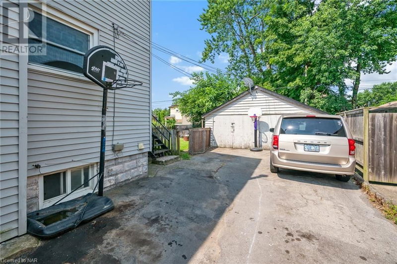 237 WALLACE Avenue South Welland, L3B1R7 | Image 36