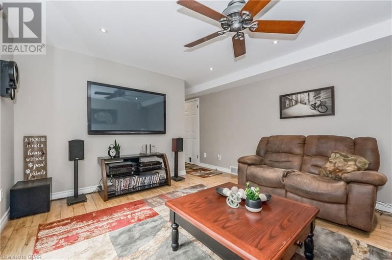 323 COLBORNE Street  Elora, N0B1S0 | Image 24