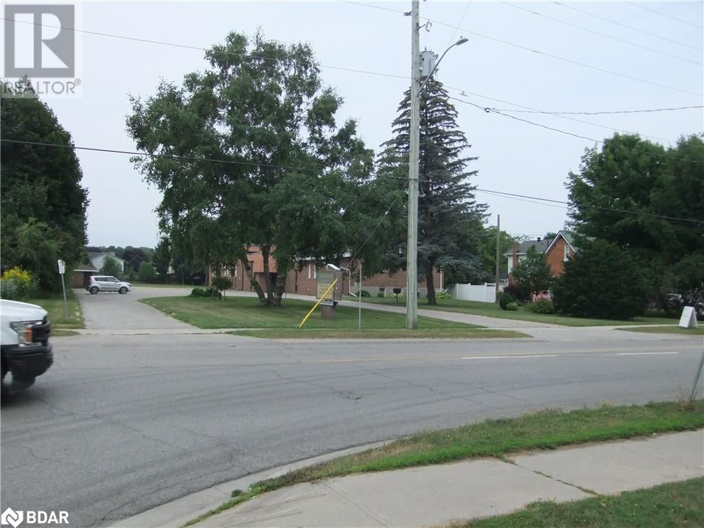 23 WESTMOUNT Drive S Image 1