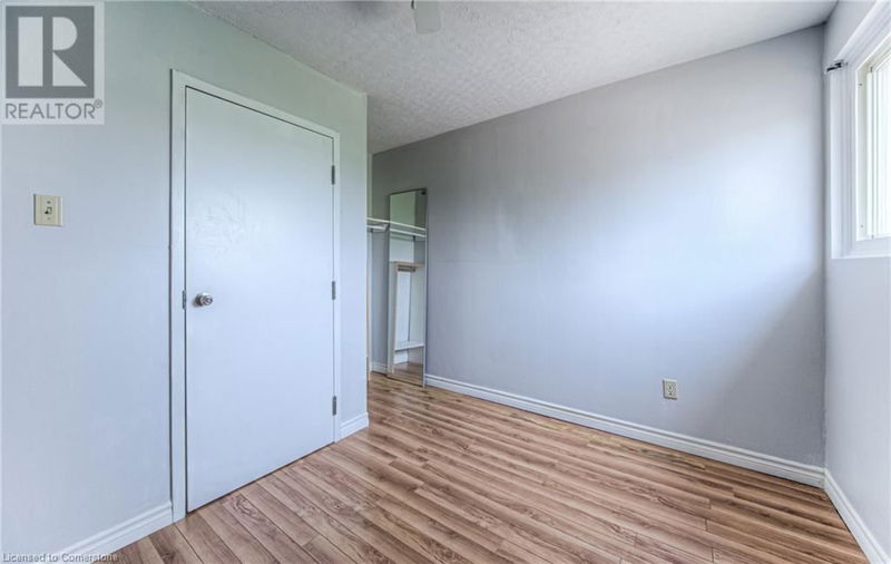 312 BLUEVALE Street North Waterloo, N2J4G3 | Image 21