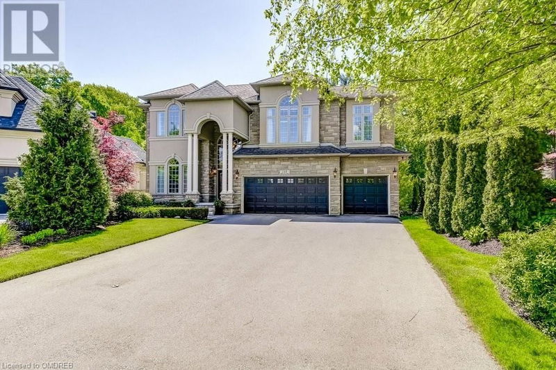 168 DIIORIO Circle  Ancaster, L9K1T3 | Image 2