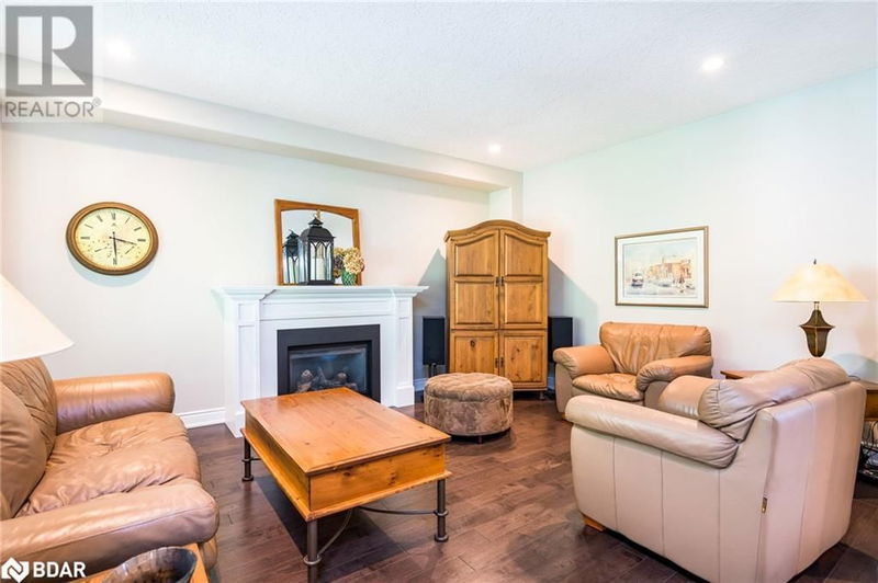 101 JEWEL HOUSE Lane  Barrie, L4N5X1 | Image 22