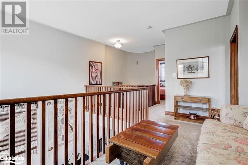 224 BLUESKI GEORGE Crescent  The Blue Mountains, L9Y0V6 | Image 15