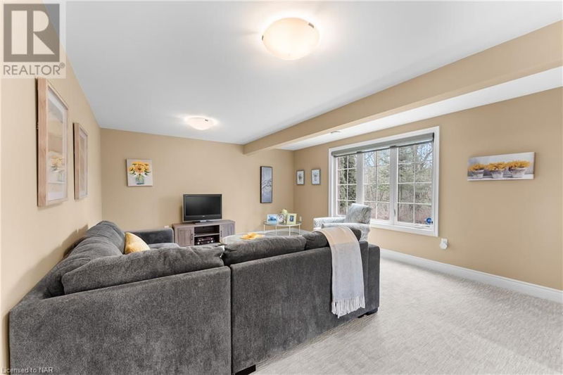 3232 MONTROSE Road  Niagara Falls, L2H0E8 | Image 39