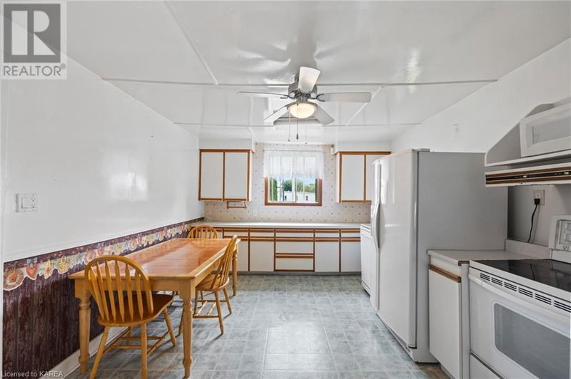 125 MAIN Street  Seeleys Bay, K0H2N0 | Image 11