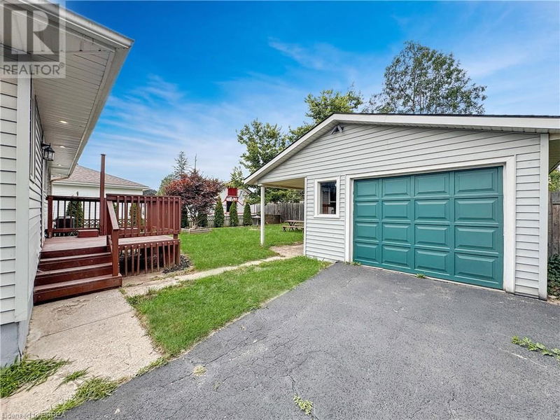 101 NINTH Avenue  Brantford, N3S1E6 | Image 20