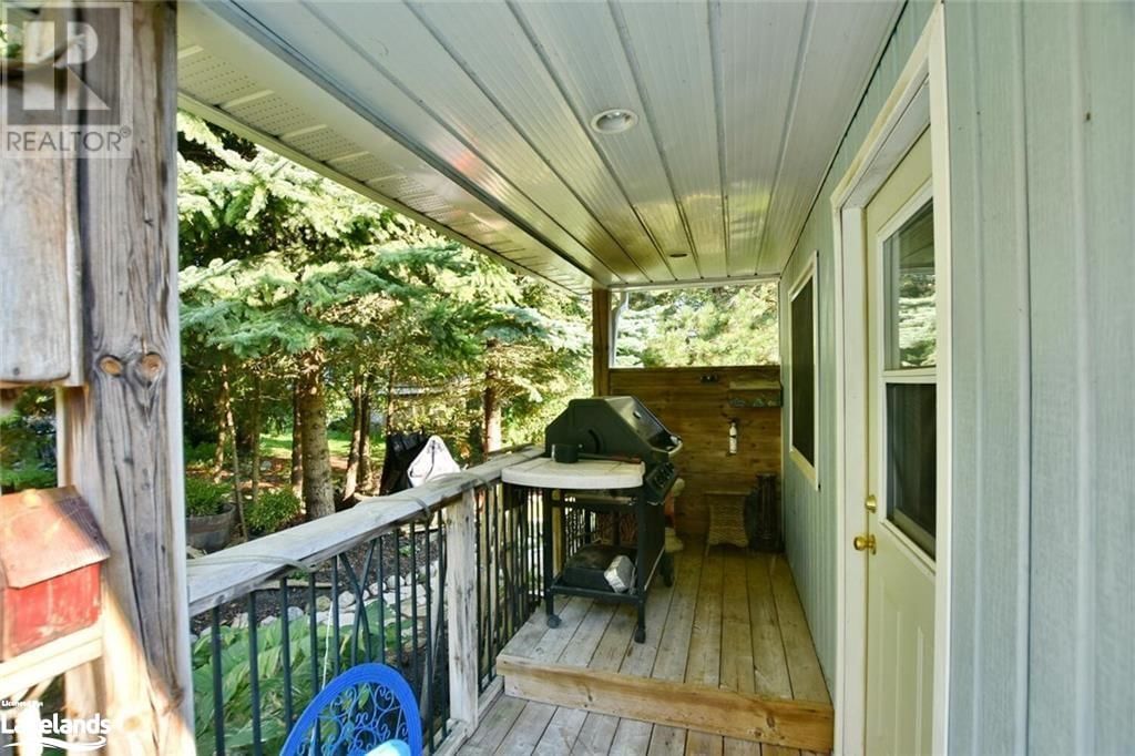 32 NETTLETON Court Image 12