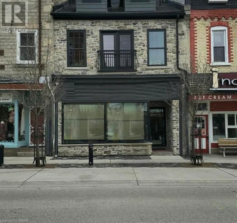 12 QUEEN Street E Image 1