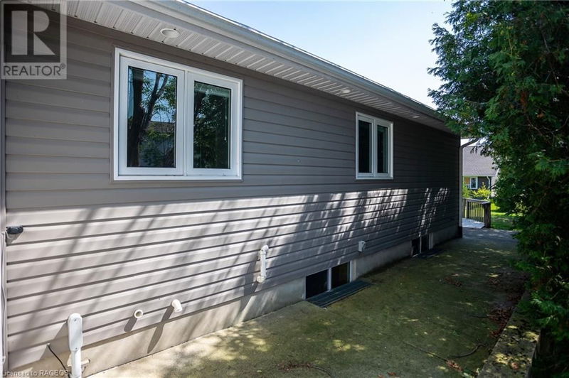 803 23RD Street East Owen Sound, N4K0A3 | Image 24