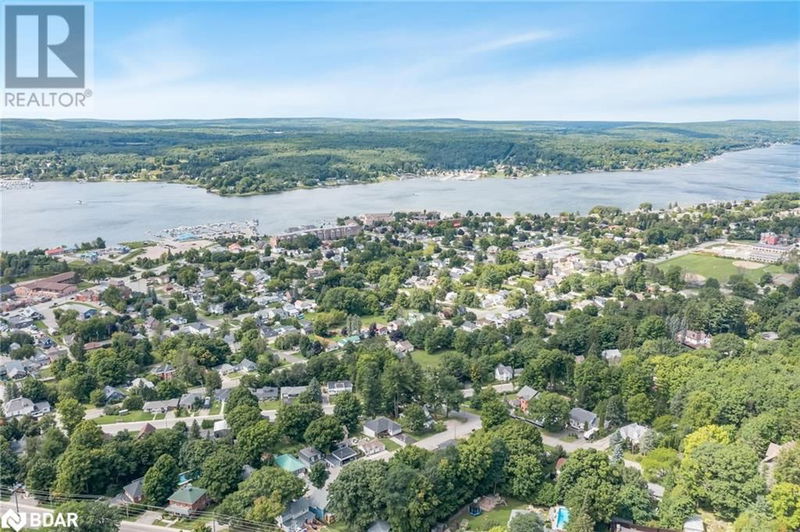 10 CLARENCE Avenue  Penetanguishene, L9M1A9 | Image 19