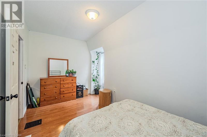 90 NEEVE Street  Guelph, N1E5S1 | Image 23