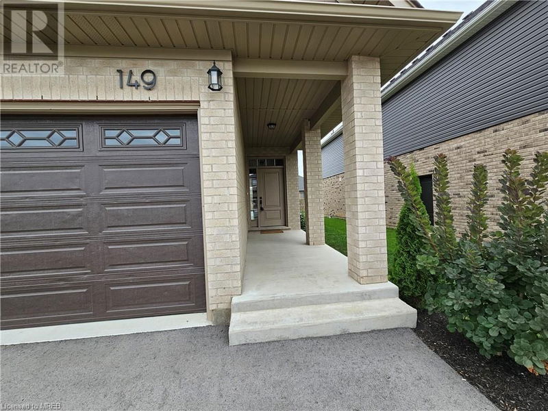 149 SUSAN Drive  Fonthill, L0S1E6 | Image 2