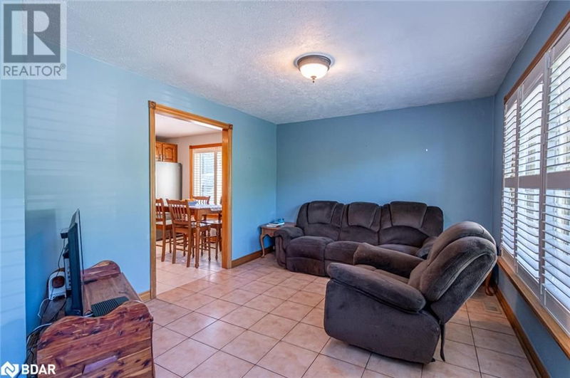 2139 ADJALA-TECUMSETH TOWNLINE null  Tottenham, L0G1W0 | Image 6