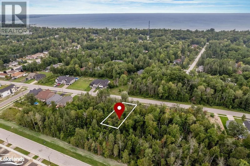 25 ROBINSON Road  Wasaga Beach, L9Z2Z4 | Image 9