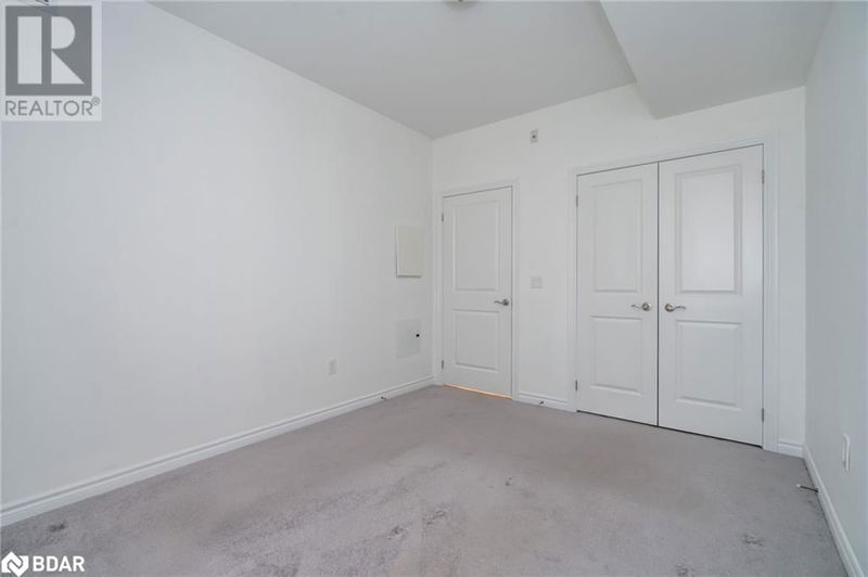 19 YONGE Street North Springwater, L0L1P0 | Image 20