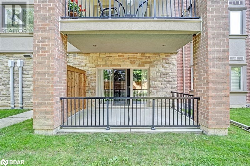 19 YONGE Street North Springwater, L0L1P0 | Image 28