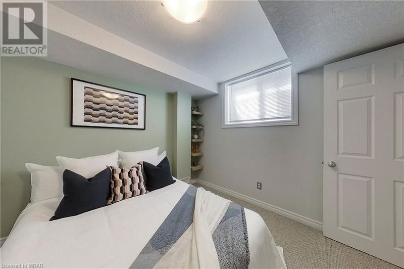 758 BLEAMS Road  Kitchener, N2E0E4 | Image 22