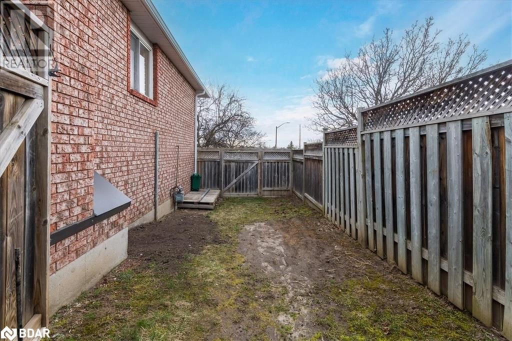 18 NUGENT Court Image 43