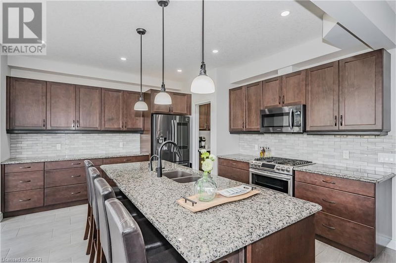 22 LOXLEIGH Lane  Breslau, N0B1M0 | Image 12