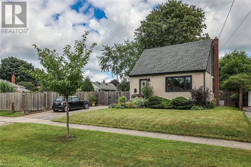 6746 WATERS Avenue  Niagara Falls, L2G5X1 | Image 41