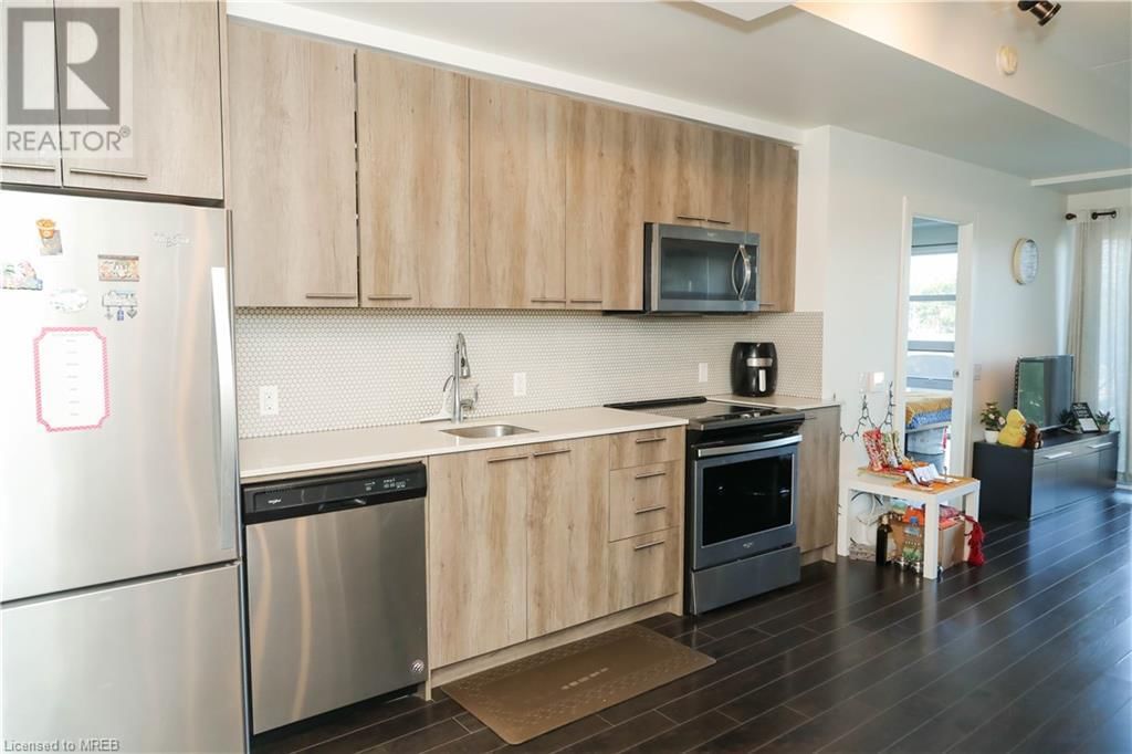 15 PRINCE ALBERT Boulevard Unit# 315 Image 2