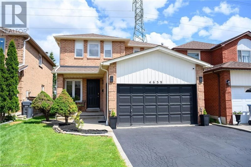 4659 FULL MOON Circle  Mississauga, L4Z2L7 | Image 1