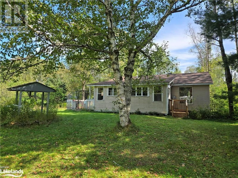 1003 ROUND LEAF Lane  Gooderham, K0M1R0 | Image 1