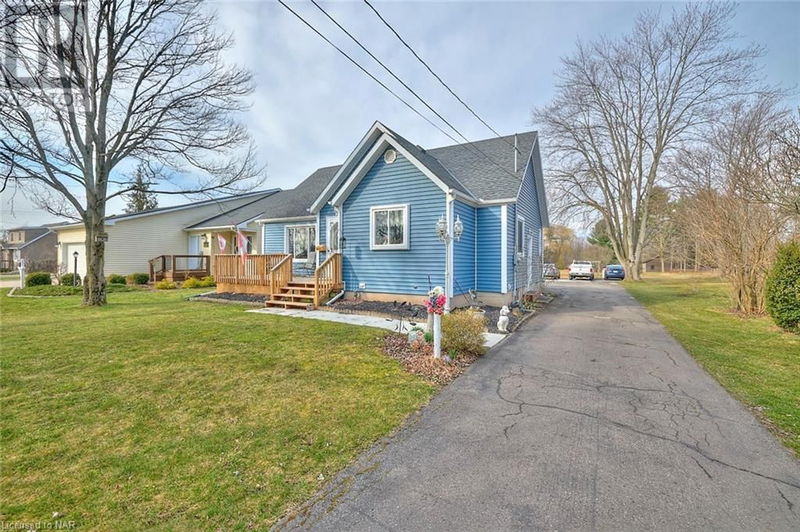 725 SOUTH PELHAM Road  Welland, L3C3C9 | Image 2