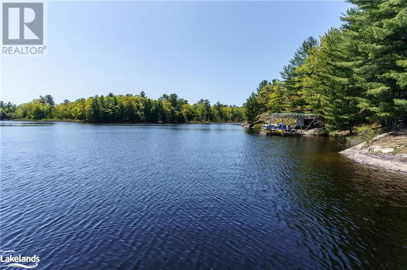 22 MILE Island  Gravenhurst, P0E1G0 | Image 42