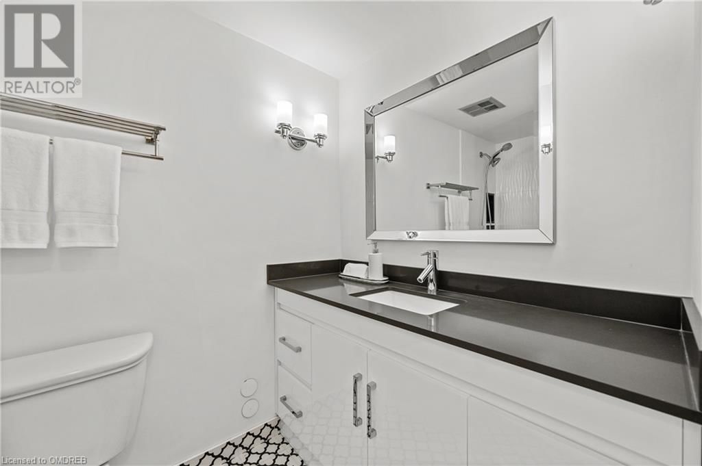 2185 MARINE Drive Unit# 1106 Image 30