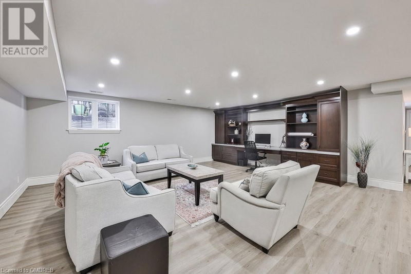 2409 LAKESHORE Road  Burlington, L7R1B8 | Image 35