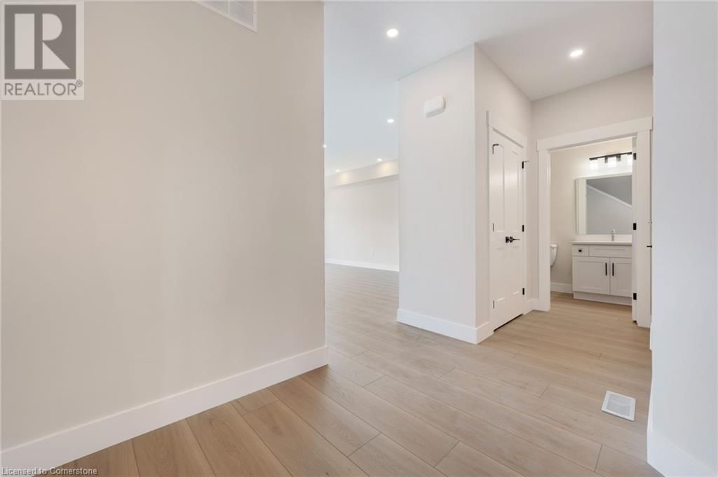 111 AMBER STREET Image 14
