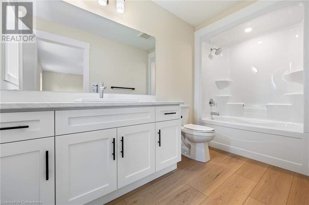 111 AMBER STREET Image 17