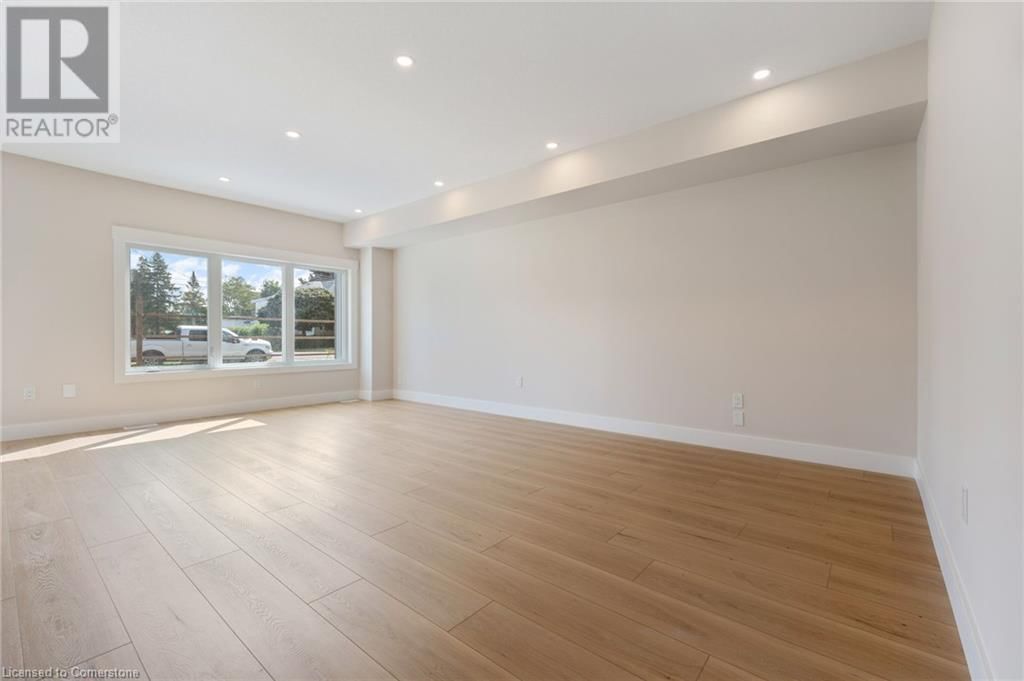 111 AMBER STREET Image 5