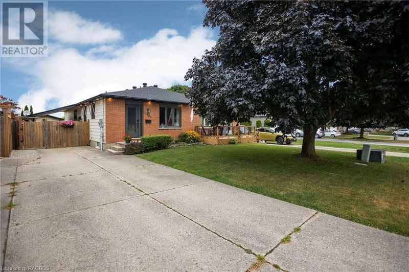 1160 12TH Street East Owen Sound, N4K5Y6 | Image 2