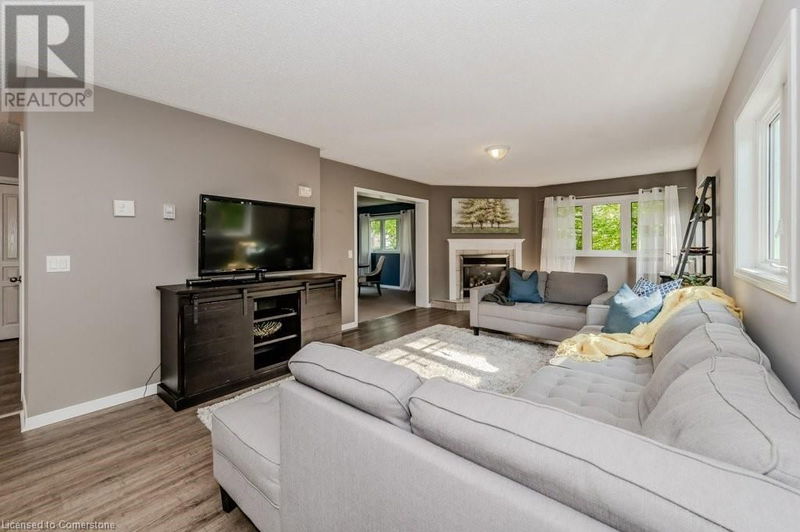 231 GRAND RIVER Boulevard  Kitchener, N2A3G7 | Image 10