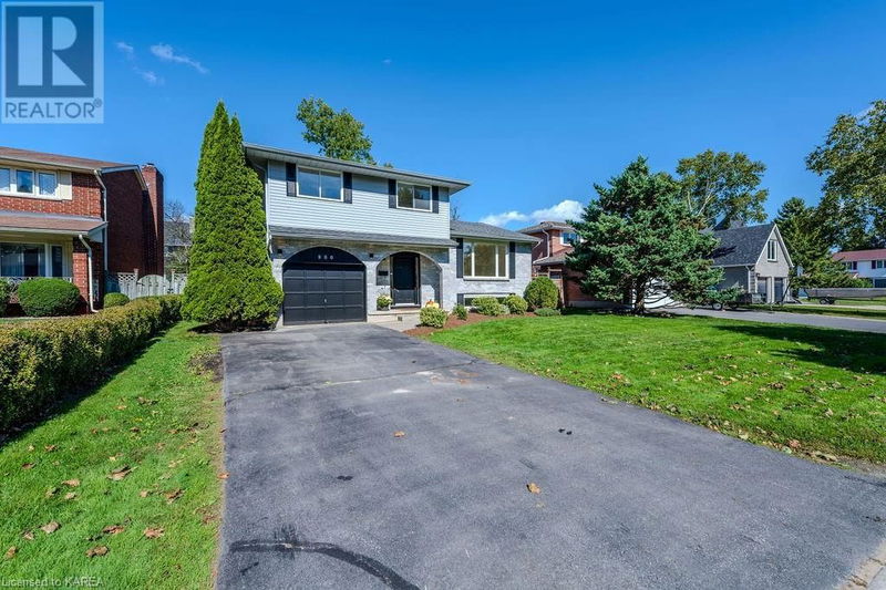 900 AMBLESIDE Crescent  Kingston, K7P2B3 | Image 2