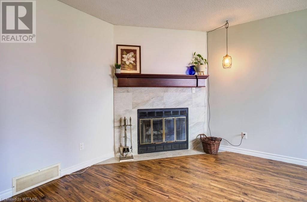 470 SPRINGBANK Avenue N Unit# 5 Image 6