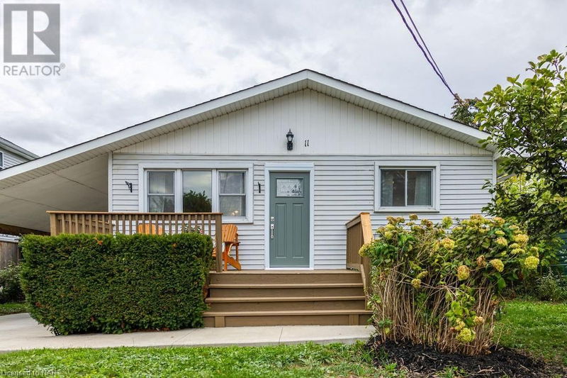 11 MALKIN Avenue  Fort Erie, L2A5H9 | Image 1