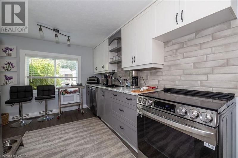 975 5TH A Avenue West Owen Sound, N4K5E3 | Image 19