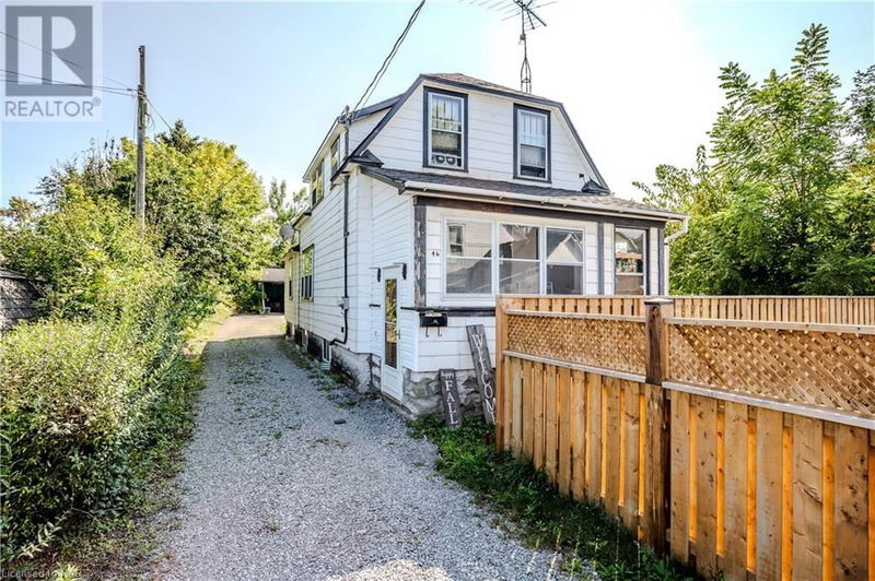 246 HENRIETTA Street North Fort Erie, L2A2K7 | Image 2